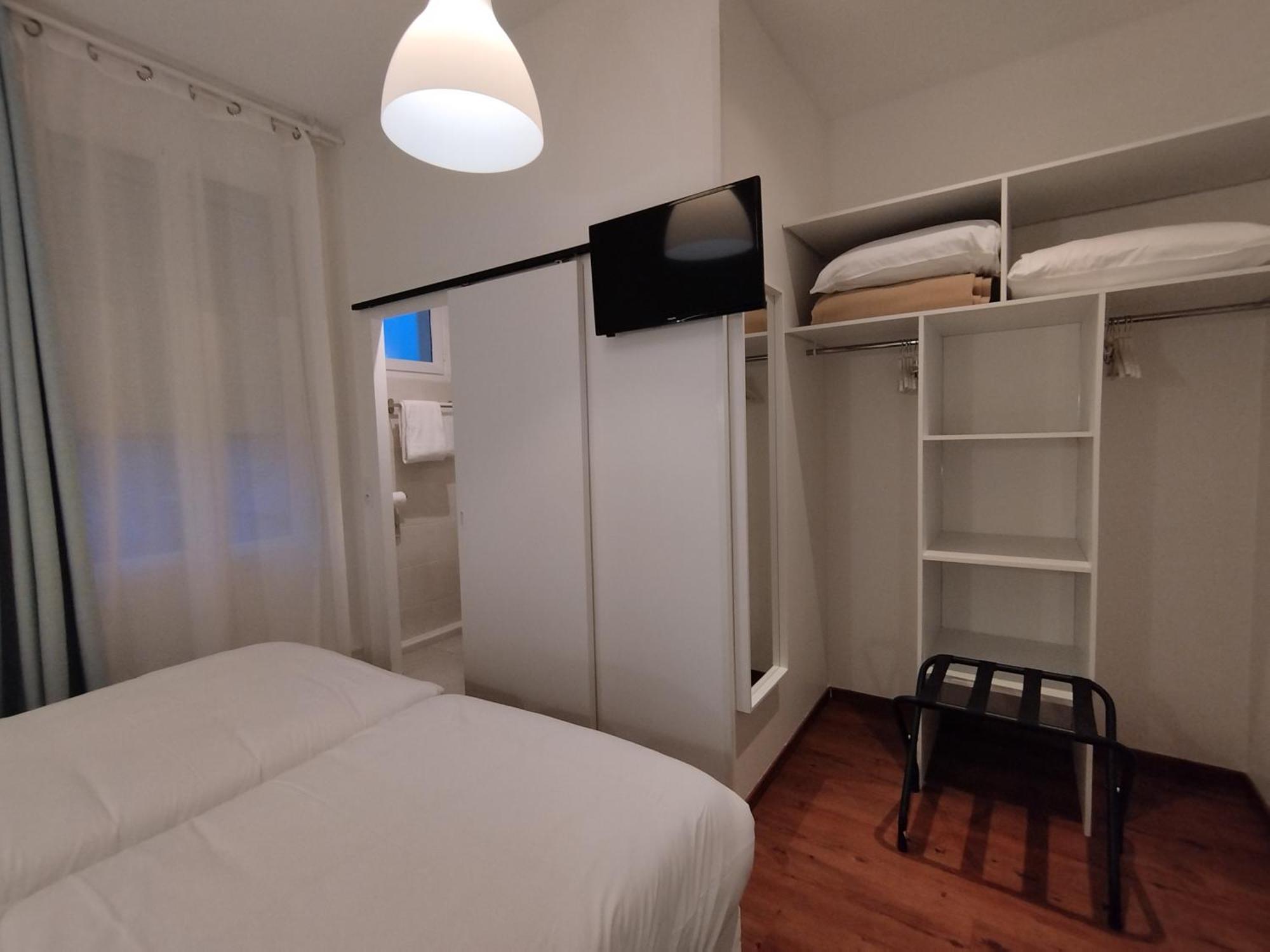 Hotel The Originals Access, Le Canter